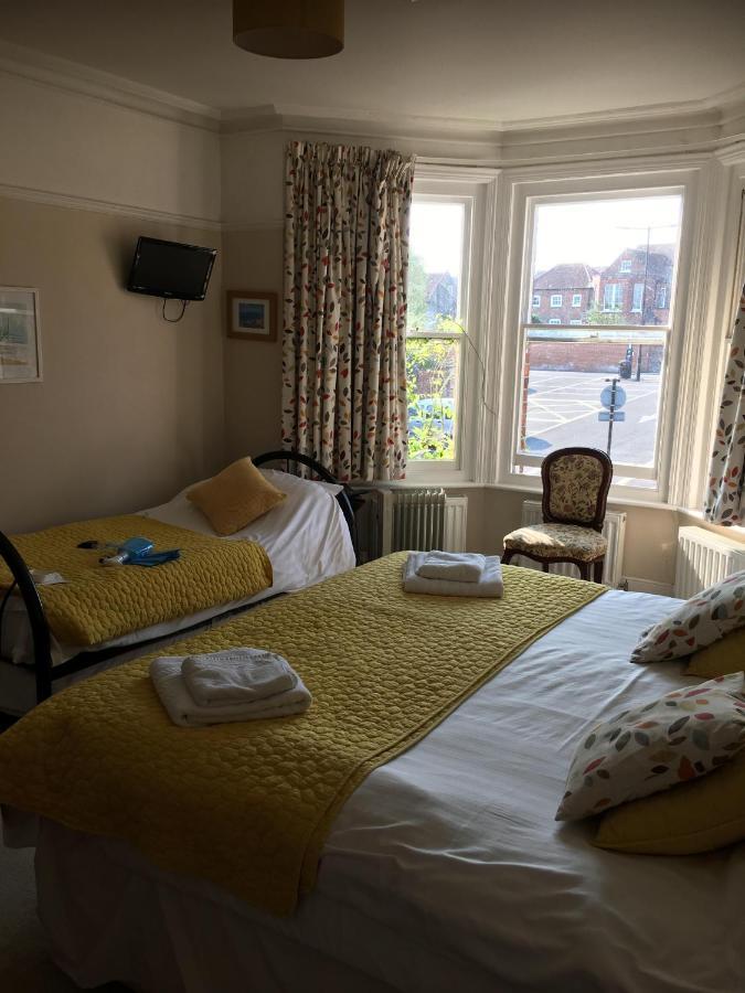 Old Church House Newport  Extérieur photo