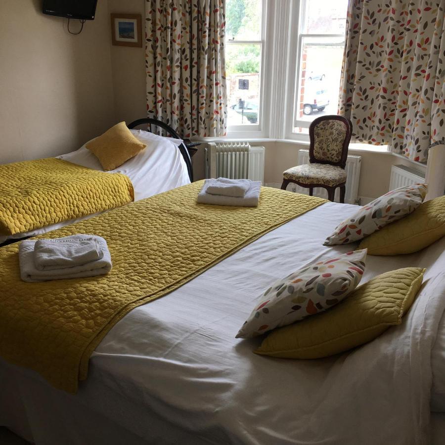Old Church House Newport  Extérieur photo